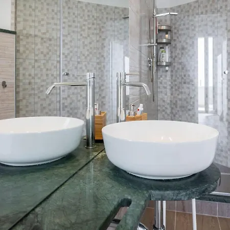 Apartman 'cicirata Sea By Interhome